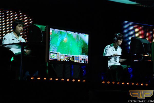 ����� WC3 - Moon vs Sky